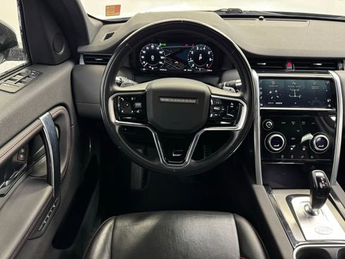 Used 2022 Land Rover Discovery Sport SE R-Dynamic image 15