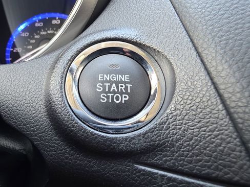 Used 2017 Subaru Outback 2.5i Limited image 23