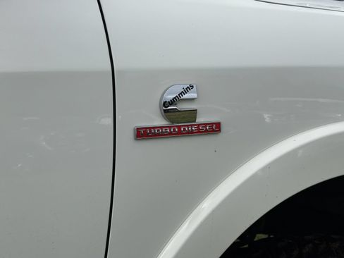 Used 2019 RAM 3500 Laramie AWD/4WD image 17