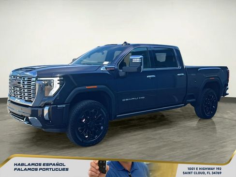 New 2026 GMC Sierra 2500 Denali w/ Denali Reserve Package image 2