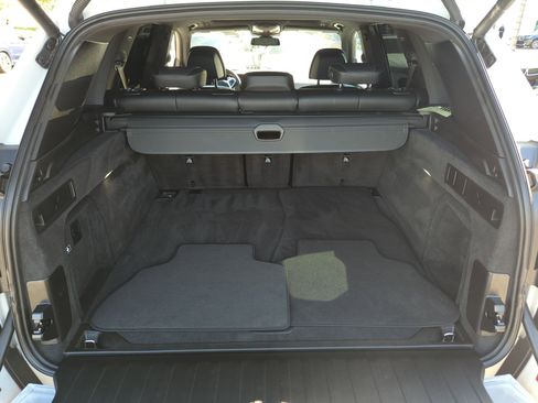 Certified 2024 BMW X5 xDrive40i w/ M Sport Package image 32