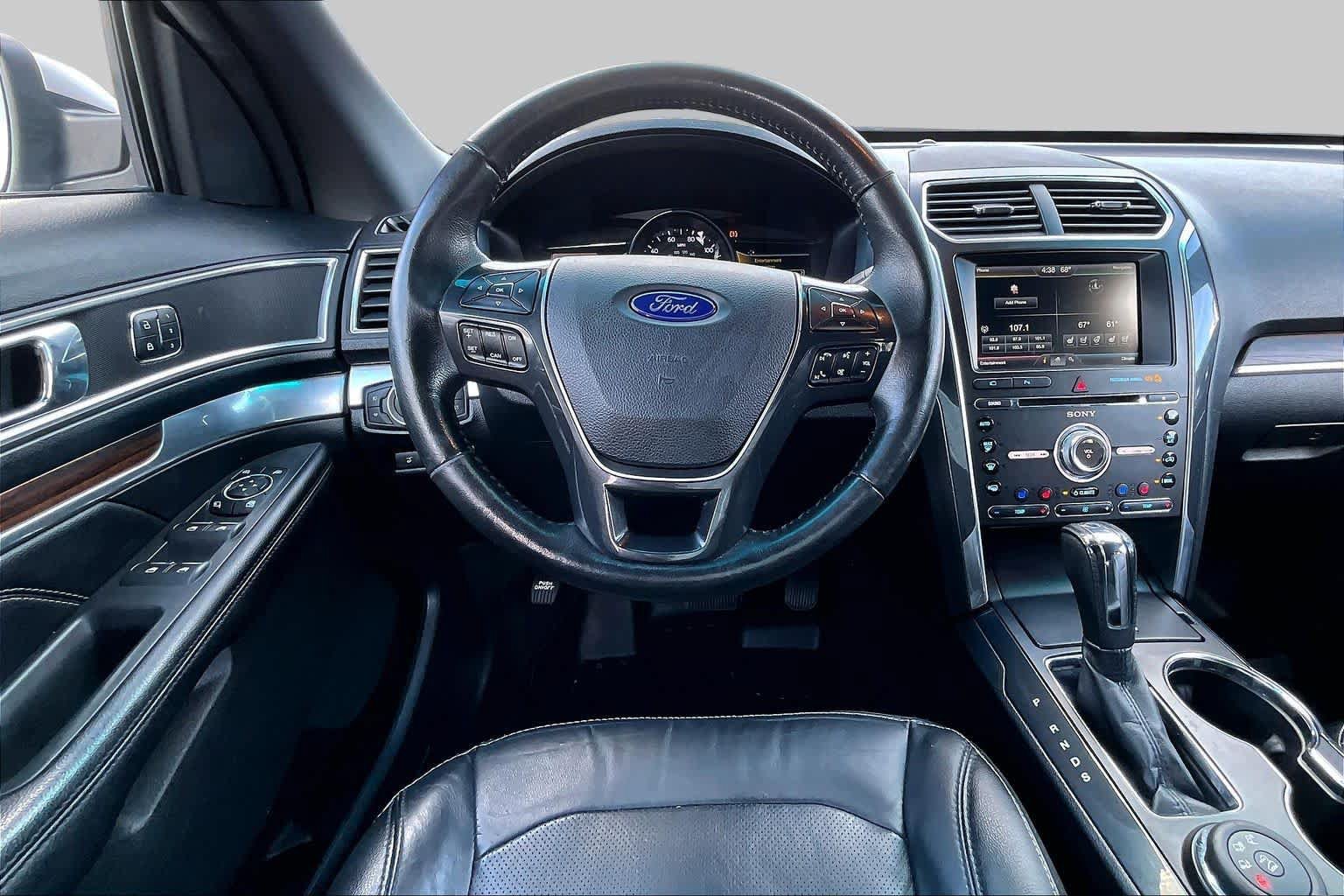 Used 2016 Ford Explorer Limited AWD/4WD image 6