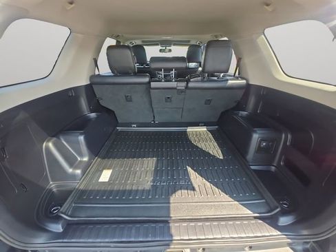 Used 2013 Toyota 4Runner Limited AWD/4WD image 12
