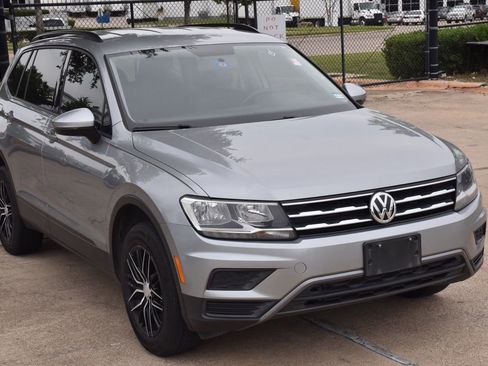 Used 2019 Volkswagen Tiguan S AWD/4WD image 4