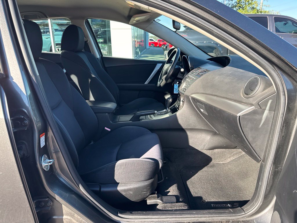 Used 2011 MAZDA MAZDA3 s Sport FWD image 18