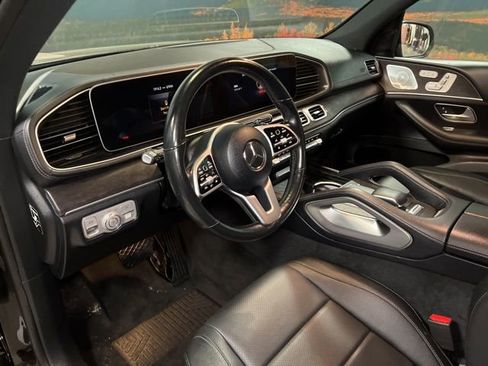 Used 2021 Mercedes-Benz GLS 450 4MATIC image 25