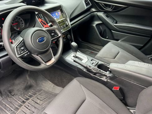 Used 2019 Subaru Impreza 2.0i Premium image 11