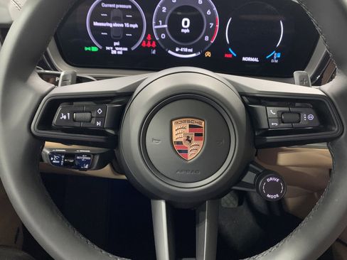 New 2026 Porsche Cayenne image 16