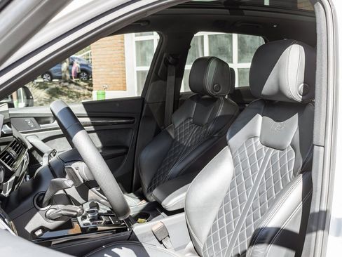 Used 2023 Audi SQ5 Premium Plus image 5