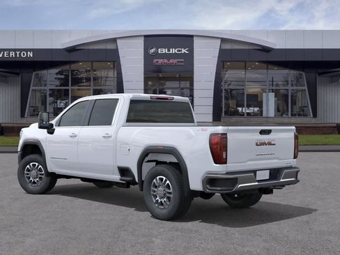 New 2026 GMC Sierra 2500 SLE image 3