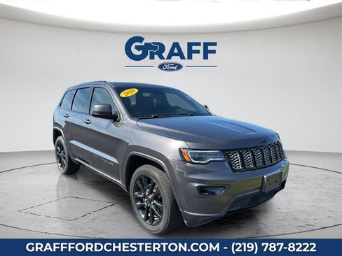 Used 2020 Jeep Grand Cherokee Altitude RWD image 4