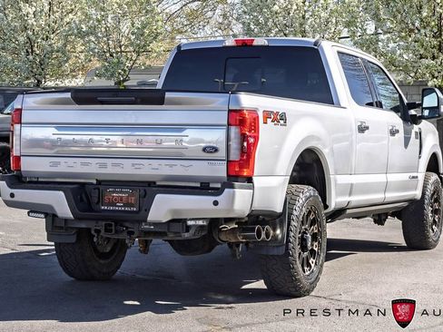 Used 2017 Ford F250 Platinum w/ Platinum Ultimate Package image 25