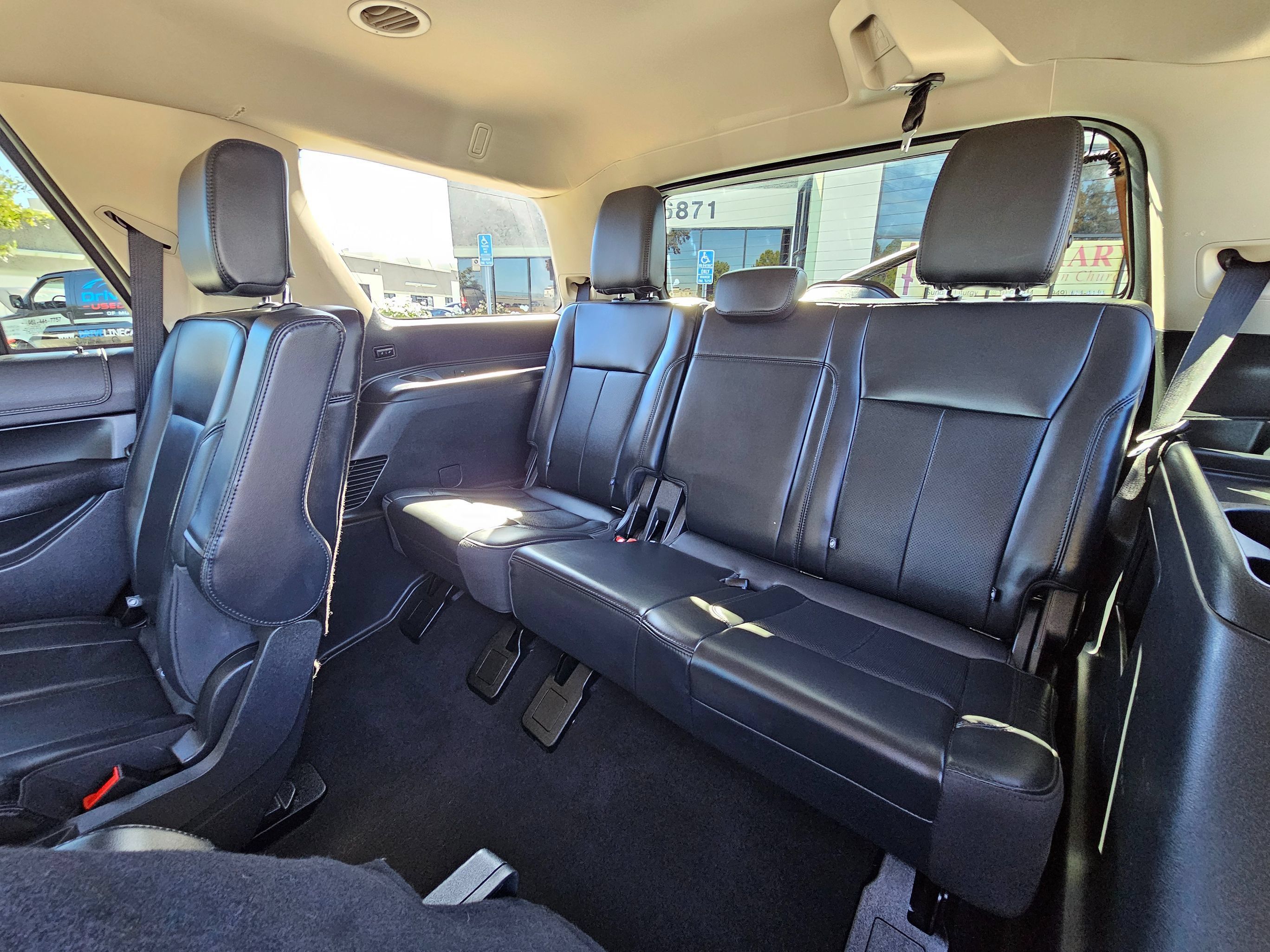 Used 2024 Ford Expedition XLT RWD image 15
