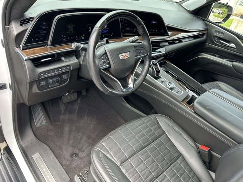 Used 2023 Cadillac Escalade ESV Sport Platinum w/ LPO, ONYX Package AWD/4WD image 20