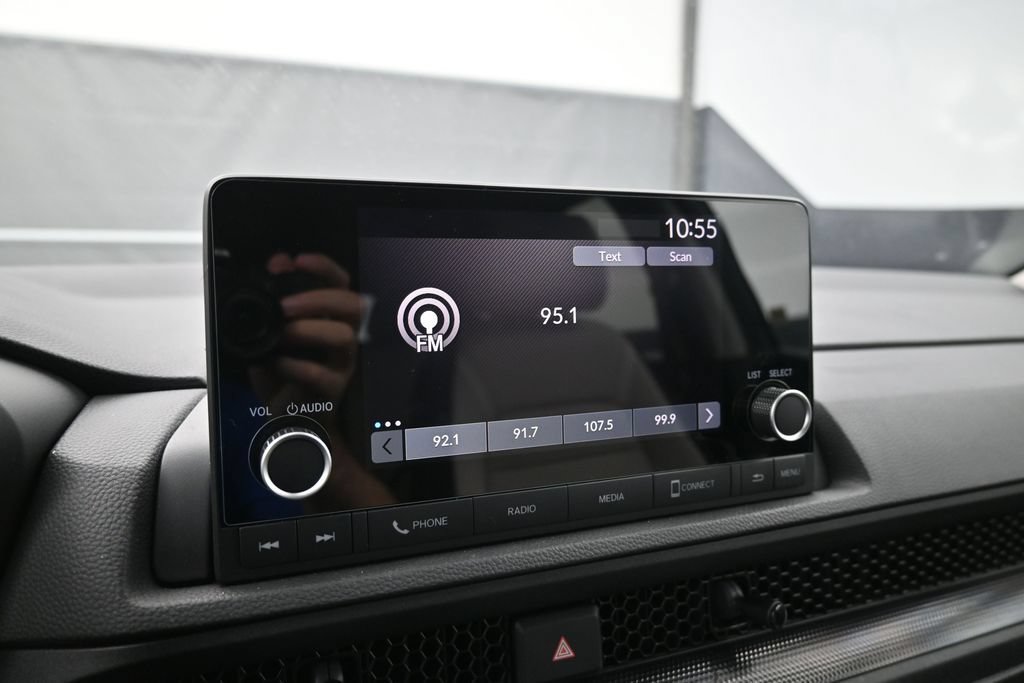 Used 2024 Honda CR-V EX image 38