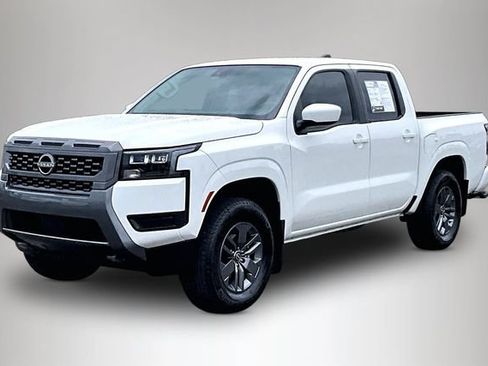 Used 2026 Nissan Frontier SV w/ Tow Package AWD/4WD image 2