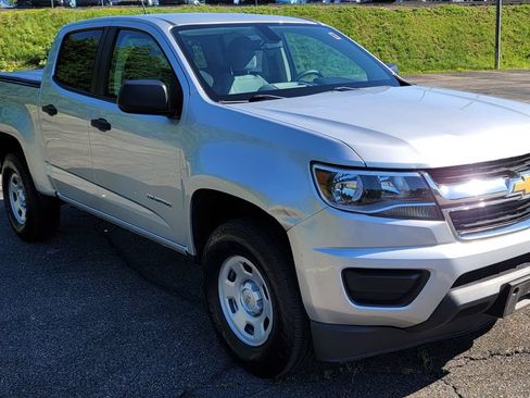 Used 2020 Chevrolet Colorado W/T w/ LPO, Premium Interior Package AWD/4WD image 2