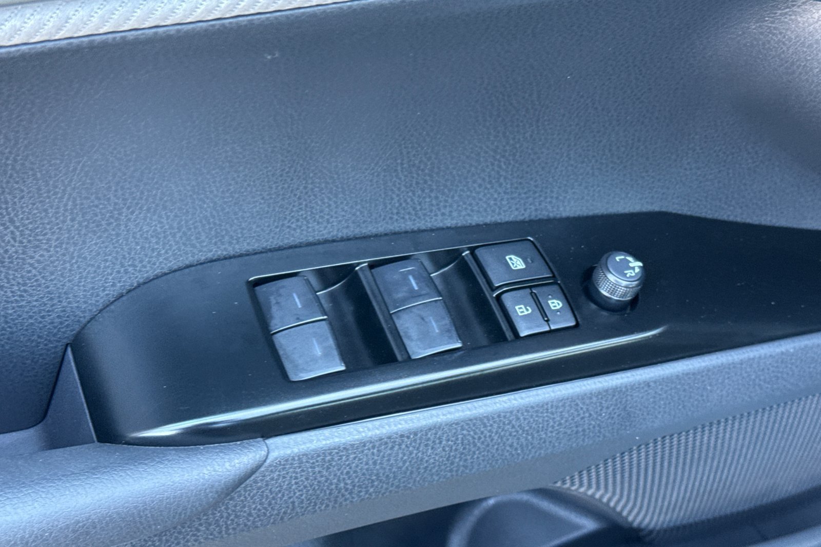 Certified 2026 Toyota Camry SE w/ Convenience Package FWD image 15