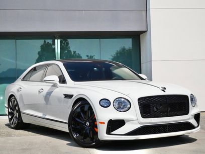 New 2025 Bentley Flying Spur V8