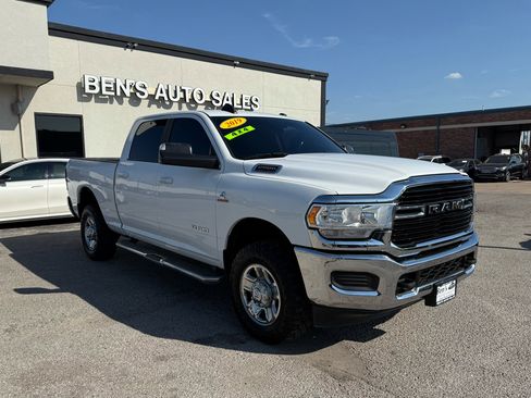 Used 2019 RAM 2500 Big Horn image 4
