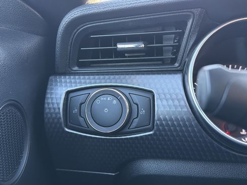 Used 2019 Ford Mustang EcoBoost w/ Ecoboost Performance Package image 21