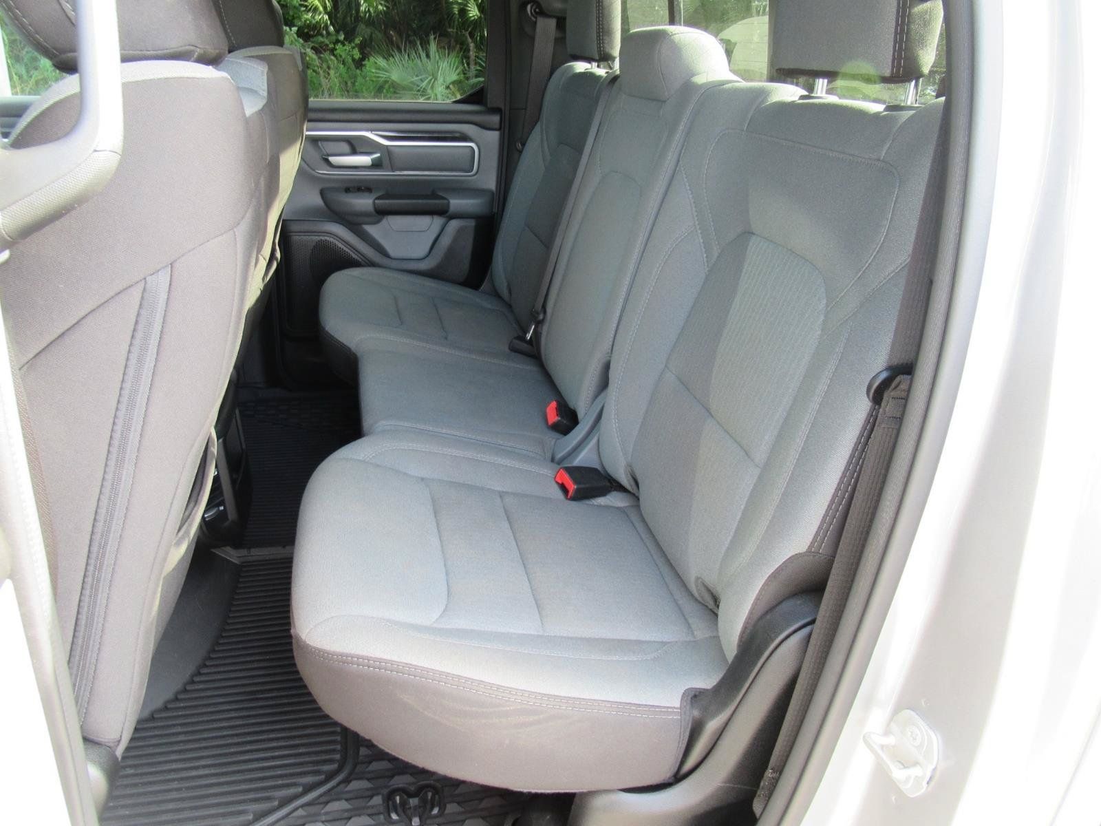 Used 2023 RAM 1500 Big Horn AWD/4WD image 34