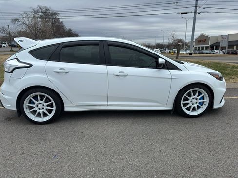 Used 2017 Ford Focus RS image 14