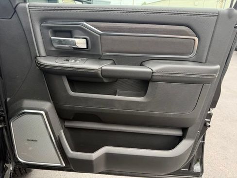 New 2026 RAM 3500 Laramie AWD/4WD image 9