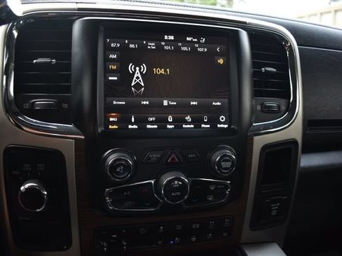 Used 2018 RAM 2500 Laramie w/ Off Road Package AWD/4WD image 11