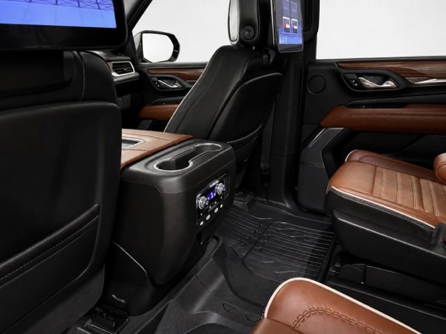 Used 2023 GMC Yukon Denali Ultimate AWD/4WD image 26