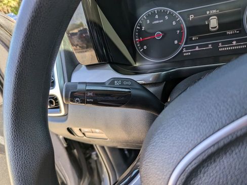 Certified 2021 Kia Sorento LX FWD image 32