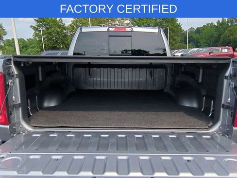 Certified 2025 RAM 1500 Big Horn AWD/4WD image 32