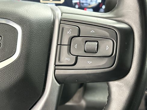 Used 2024 GMC Sierra 1500 SLT image 30