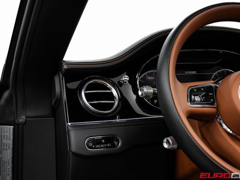 Used 2022 Bentley Continental GT image 25