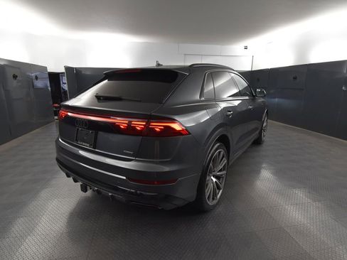 New 2026 Audi Q8 Prestige image 5