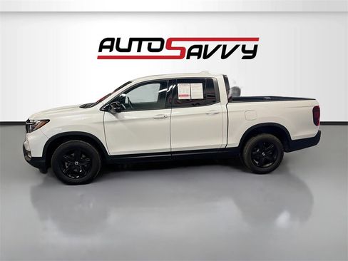 Used 2023 Honda Ridgeline Black Edition image 4