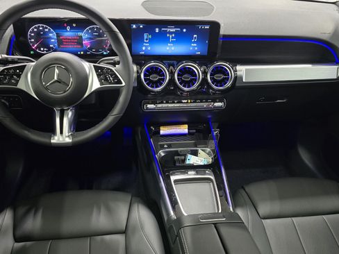New 2026 Mercedes-Benz GLB 250 4MATIC image 17