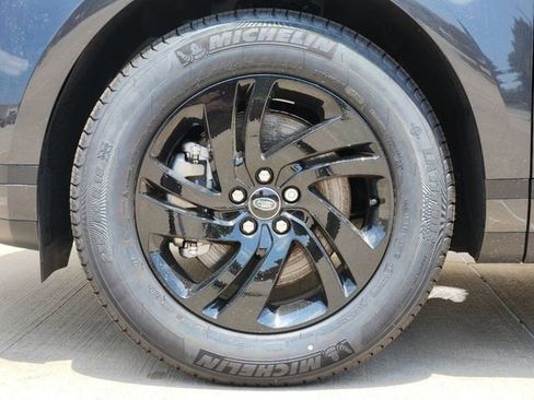 New 2024 Land Rover Range Rover Evoque S image 10