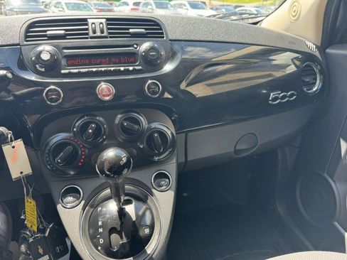 Used 2015 FIAT 500 Pop FWD image 13