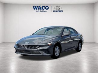 Used 2026 Hyundai Elantra SE FWD video 3