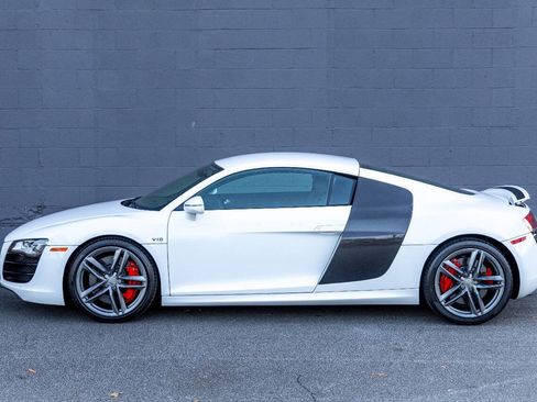 Used 2012 Audi R8 V10 image 3