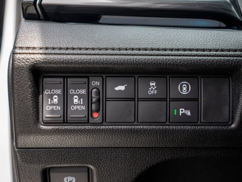 Used 2024 Honda Odyssey Elite image 30