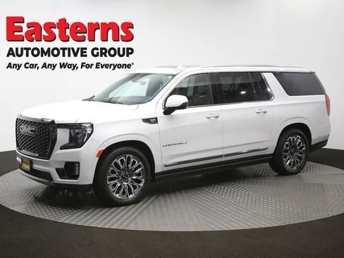 Used 2023 GMC Yukon XL Denali Ultimate w/ LPO, Floor Liner Package AWD/4WD image 65