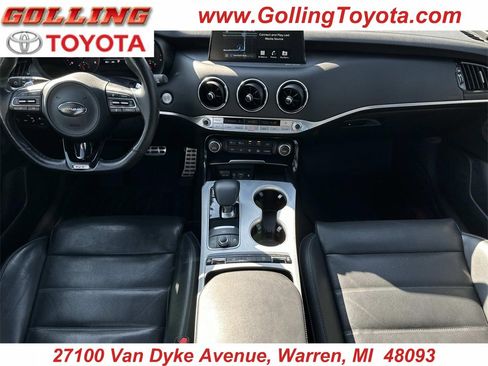 Used 2021 Kia Stinger GT2 image 14