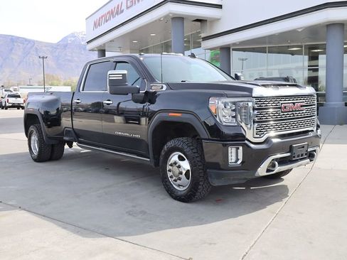 Used 2022 GMC Sierra 3500 Denali image 8