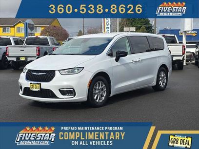 Certified 2024 Chrysler Pacifica Touring-L