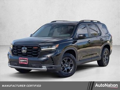 Used 2025 Honda Pilot TrailSport