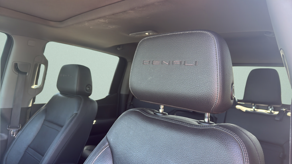 Used 2020 GMC Sierra 1500 Denali w/ Denali Premium Package AWD/4WD image 22