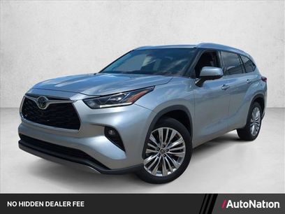Used 2023 Toyota Highlander Platinum