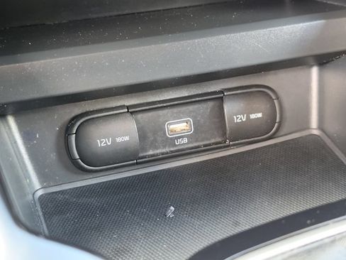 Used 2021 Kia Soul LX FWD image 31